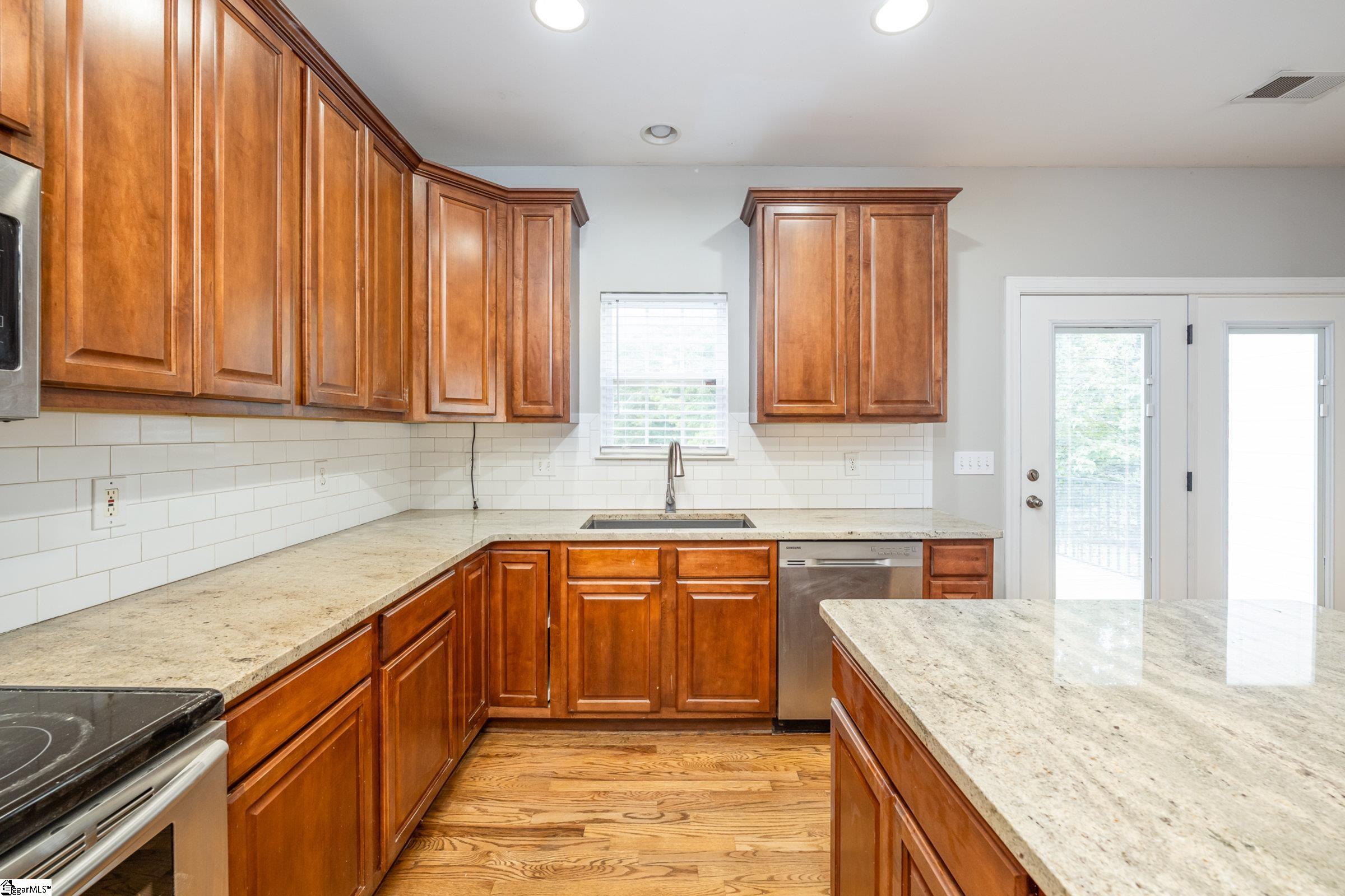 135 Hartwick Lane Fountain Inn, SC 29644 - Photo 13 of 36