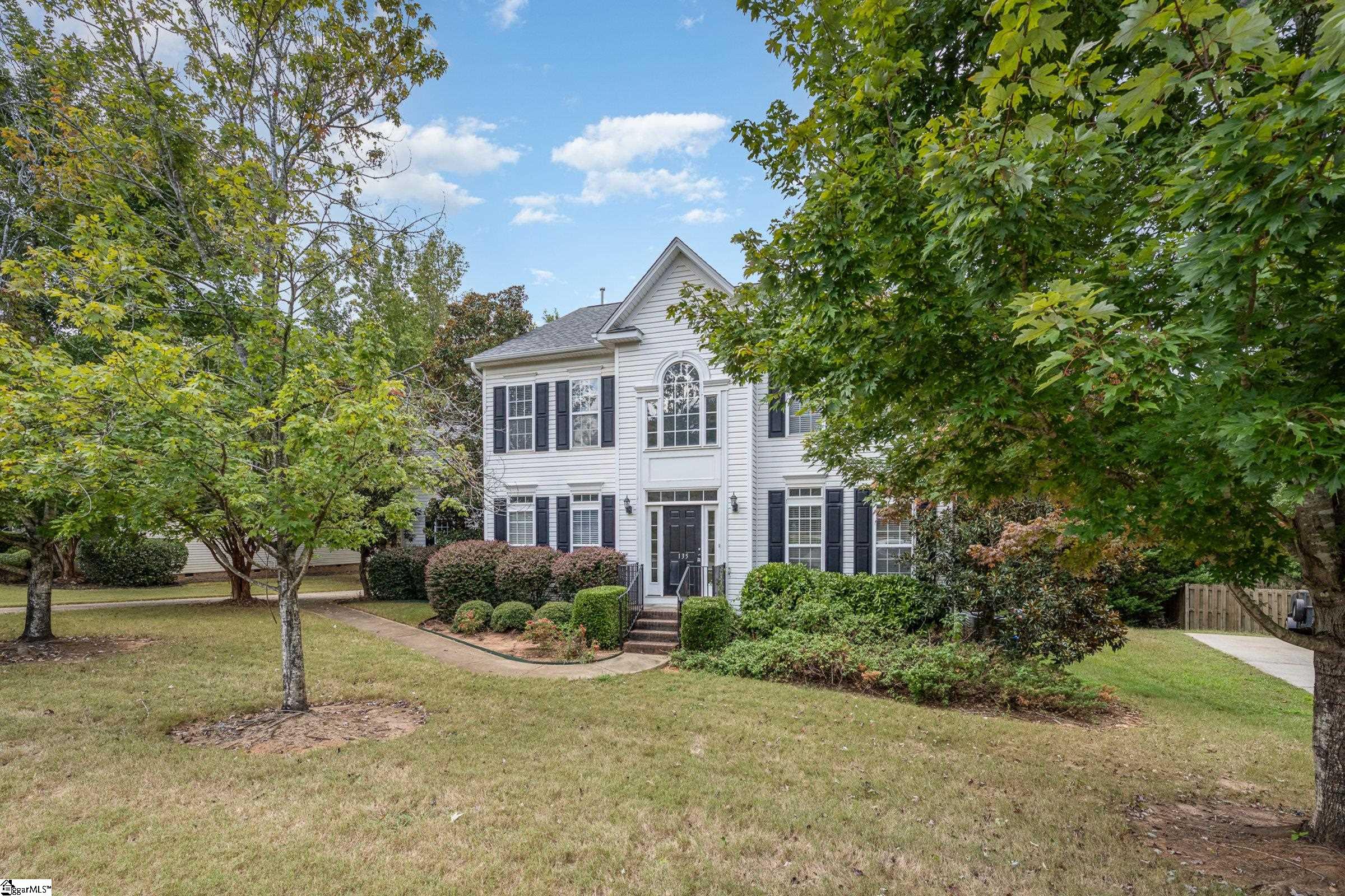 135 Hartwick Lane Fountain Inn, SC 29644 - Photo 2 of 36
