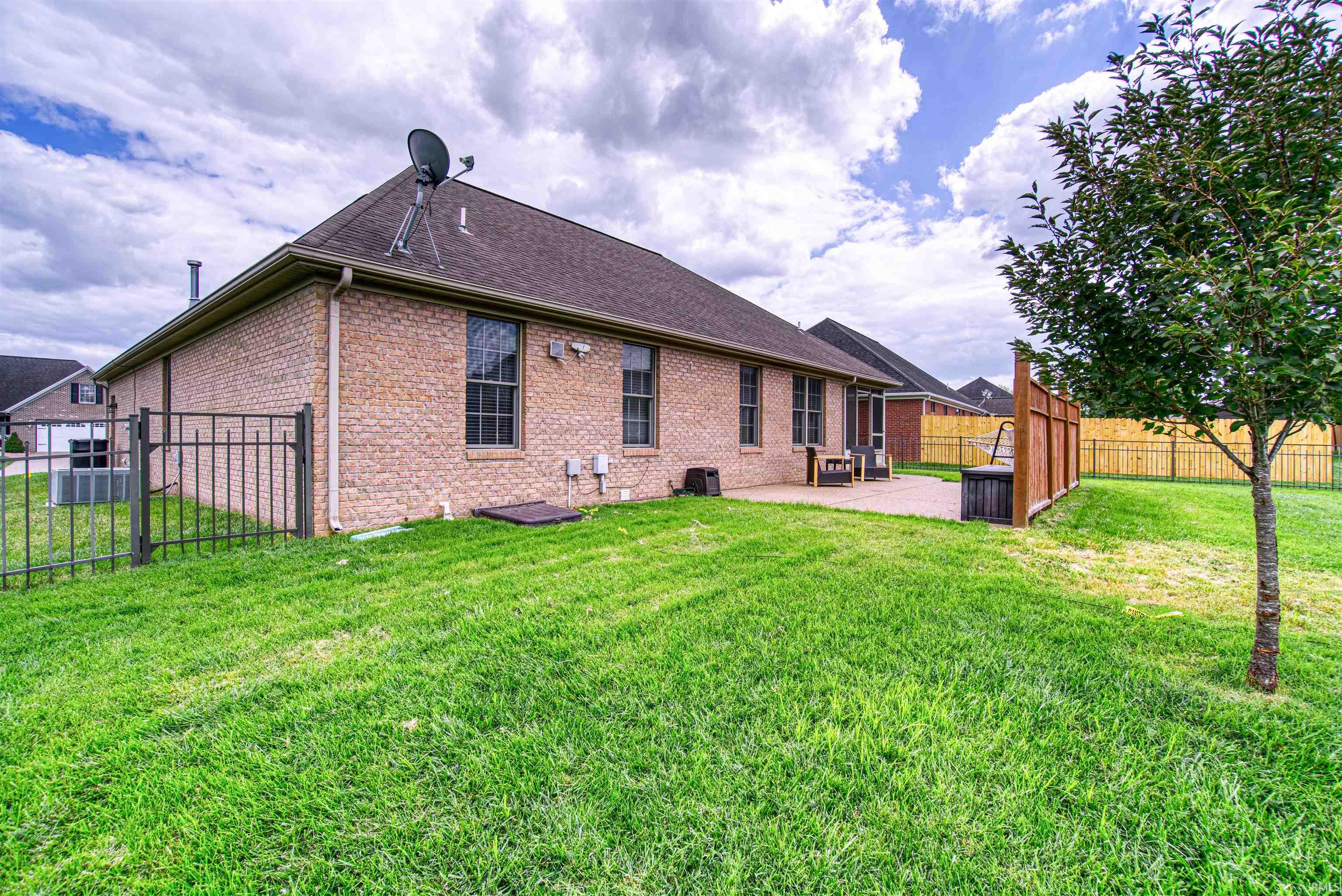 13130 Benson Drive Evansville, IN 47725 - Photo 15 of 21