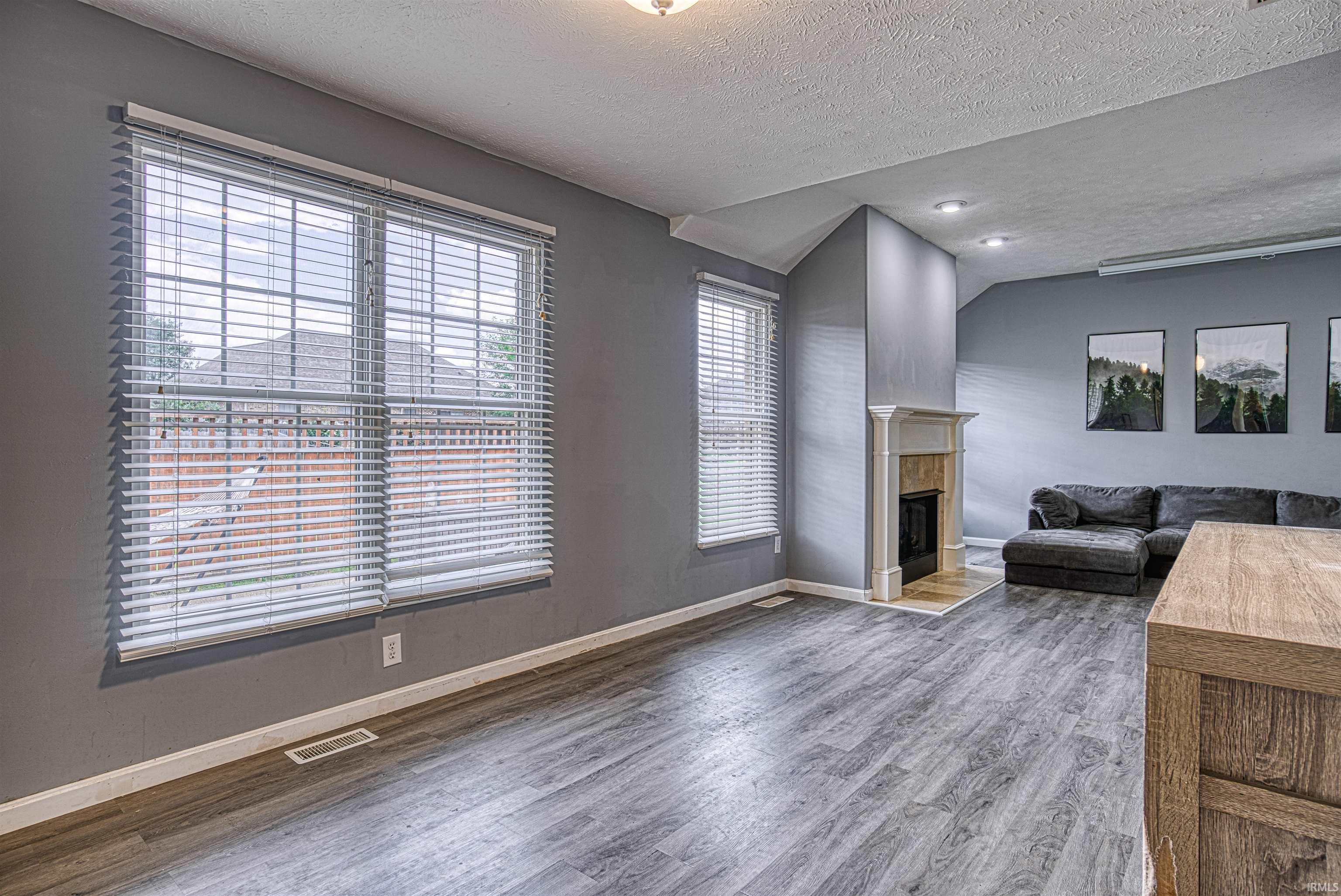 13130 Benson Drive Evansville, IN 47725 - Photo 5 of 21
