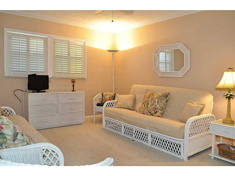 615 North Riverside Drive, Unit PH1 Pompano Beach, FL 33062 - Photo 24 of 34 Bedroom