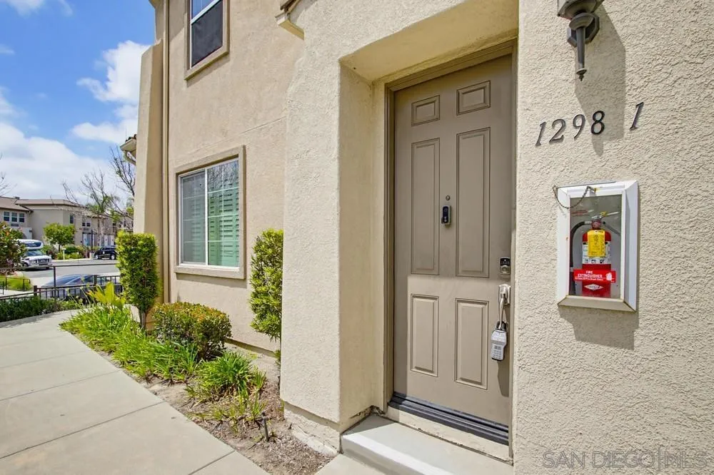 1298 Fools Gold Way, Unit 1 Chula Vista, CA 91913 - Photo 29 of 53