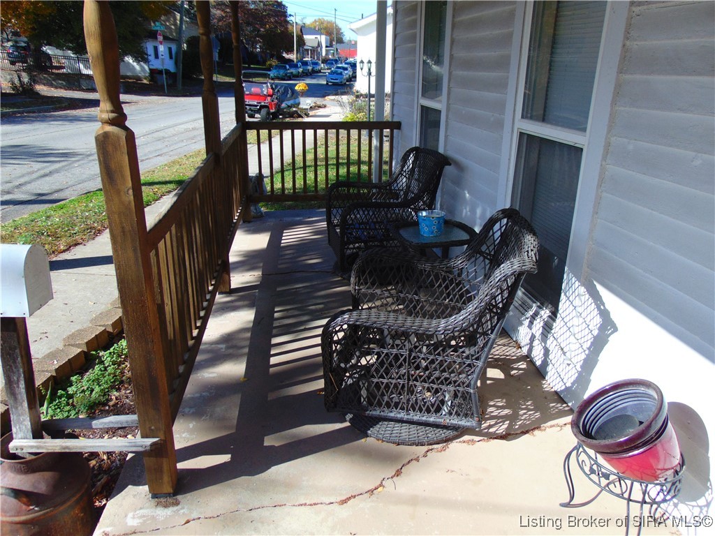 626 West 3rd Street Madison, IN 47250 - Photo 17 of 21