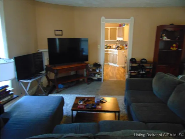 $159,900 | 626 West 3rd Street, Madison, IN 47250