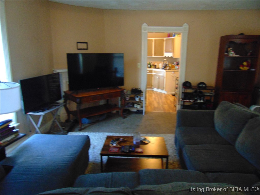 626 West 3rd Street Madison, IN 47250 - Photo 4 of 21