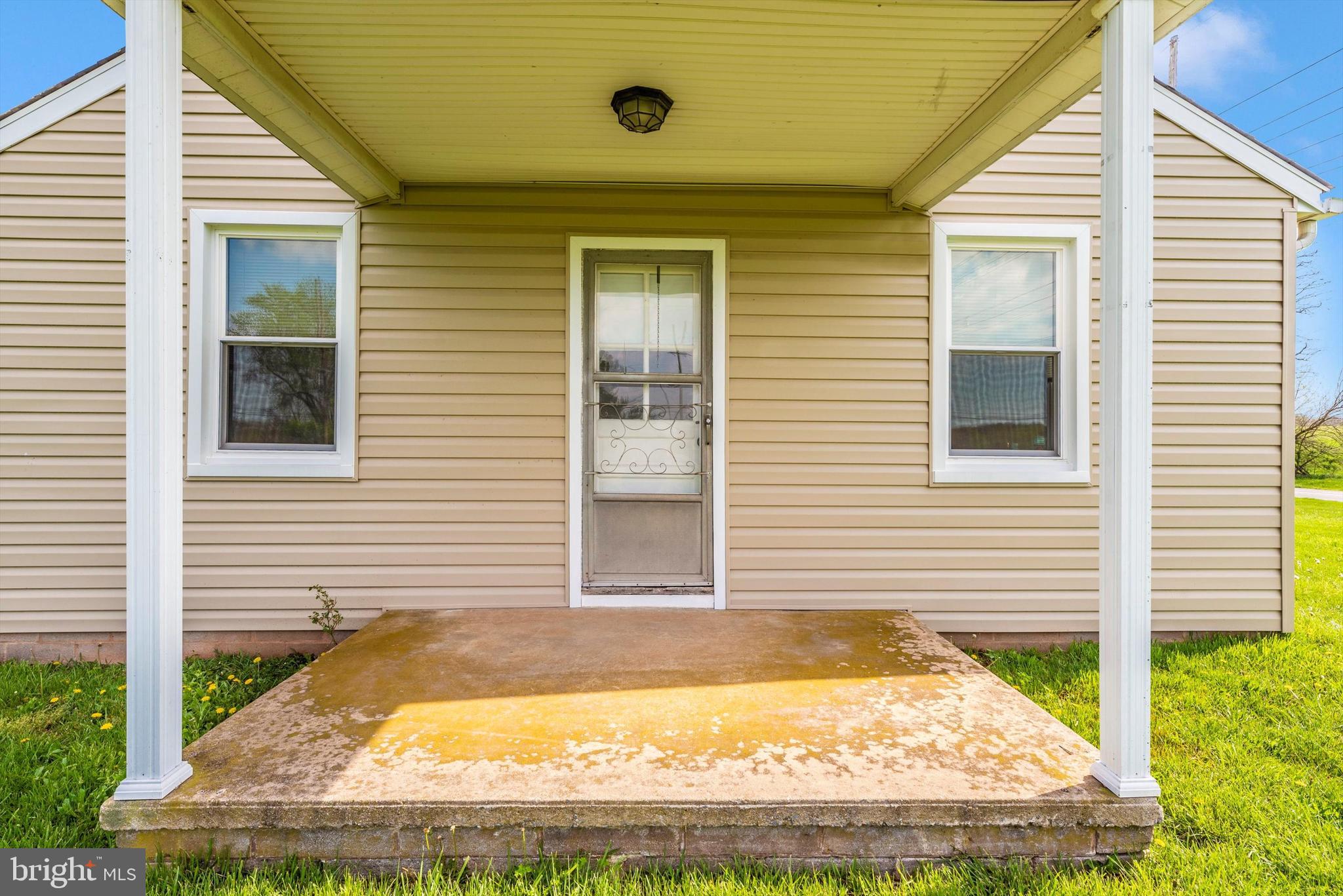 9606 Steiner Smith Road Woodsboro, MD 21798 - Photo 3 of 38