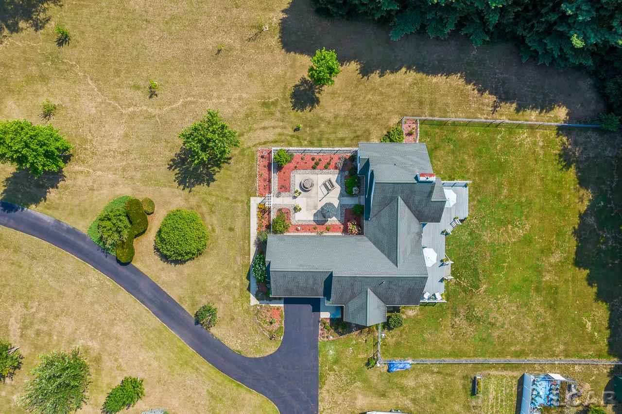 12984 Dixon Road Dundee, MI 48131 - Photo 9 of 58