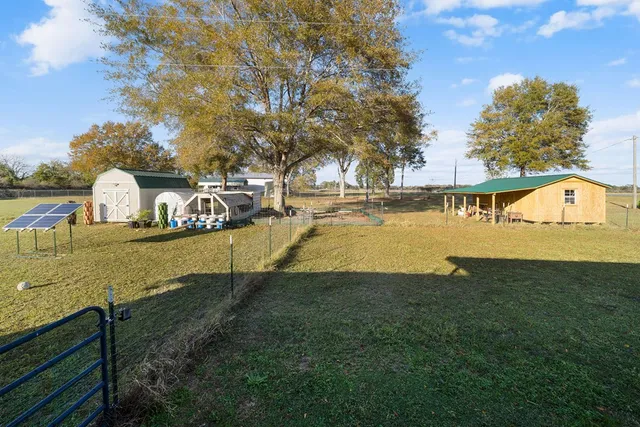 a view of a house with outdoor space