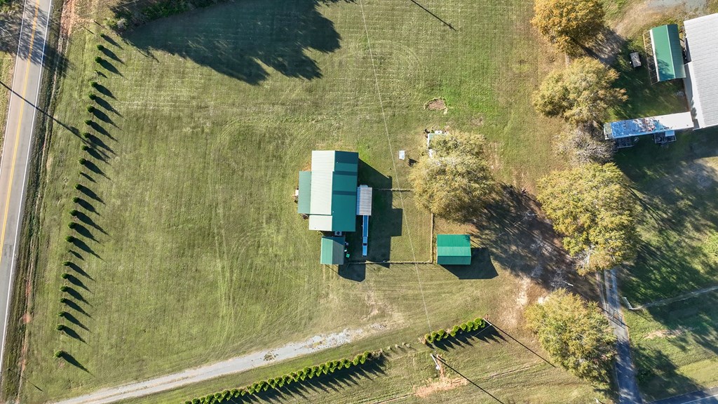 4300 Green Road Ellaville, GA 31806 - Photo 29 of 41 a bathroom with a sink and mirror