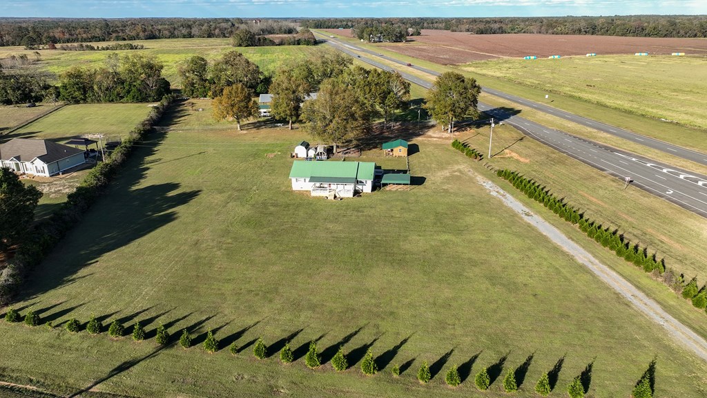 4300 Green Road Ellaville, GA 31806 - Photo 35 of 41 a view of an ocean from a balcony