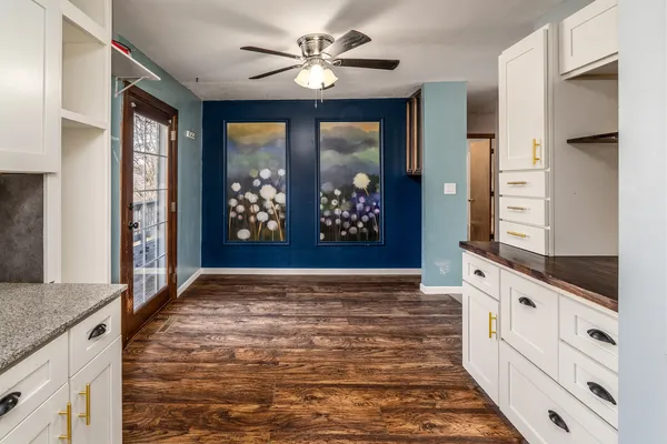 a view of an entryway