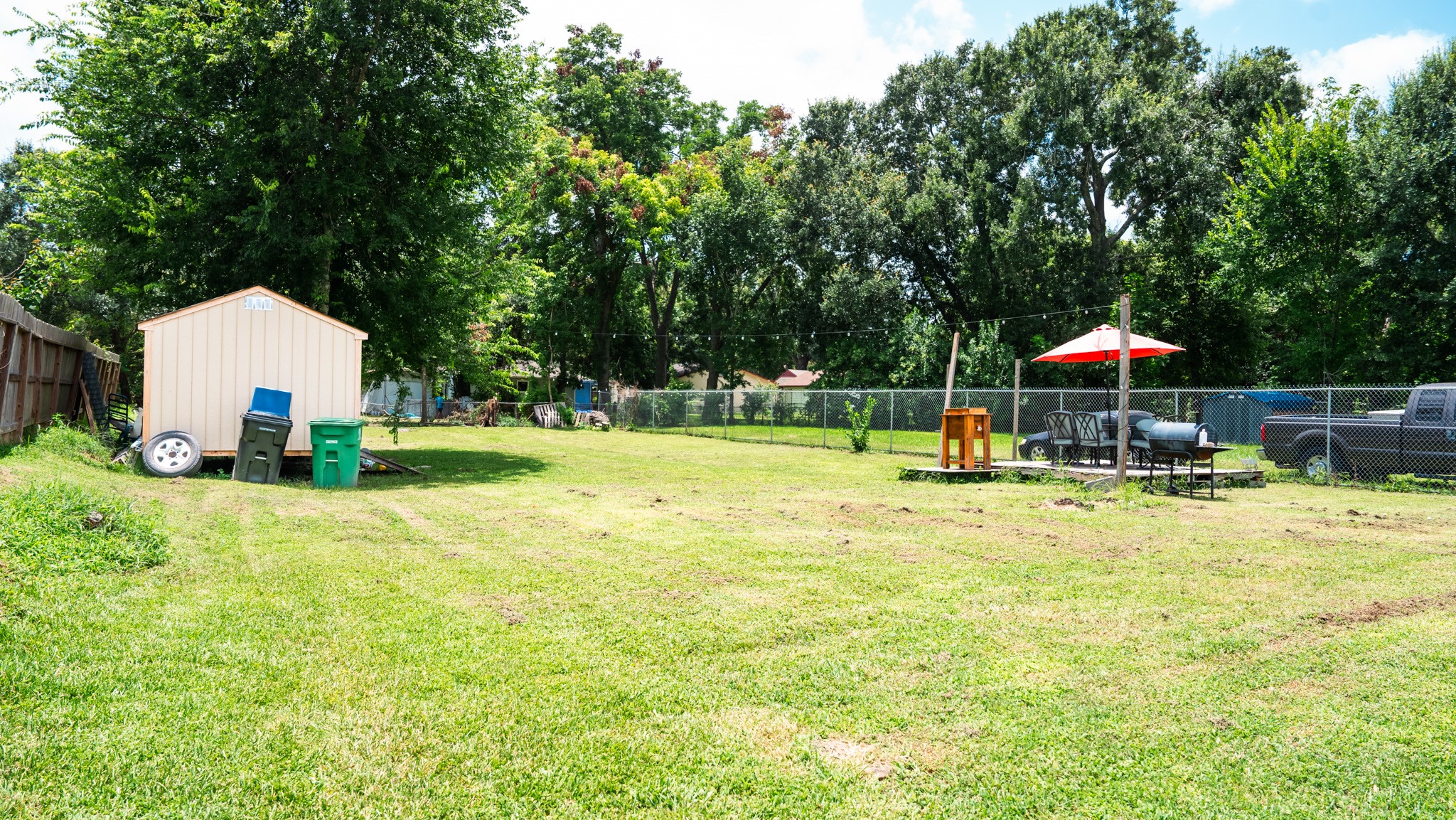 5242 Carmen Street Houston, TX 77033 - Photo 3 of 10 Oversized backyard with plenty of room to expand or enjoy.