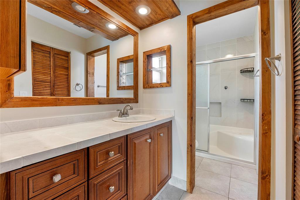 10120 Northwest 71st Street Tamarac, FL 33321 - Photo 12 of 26