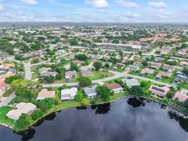 $2,850 | 10120 Northwest 71st Street, Tamarac, FL 33321