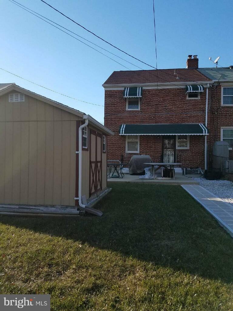 6135 Dunroming Road Baltimore, MD 21239 - Photo 4 of 4 Exterior (Rear)