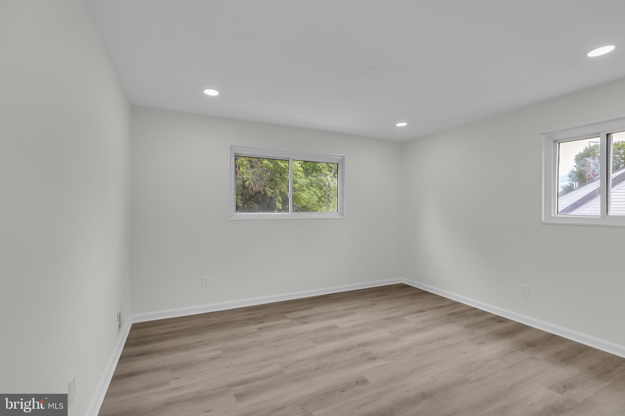 5907 Camberly Avenue Springfield, VA 22150 - Photo 16 of 37