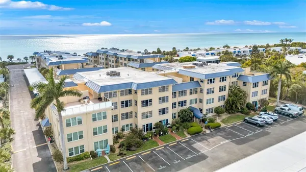 $4,300 | 3806 Gulf Of Mexico Drive, Unit C310, Longboat Key, FL 34228