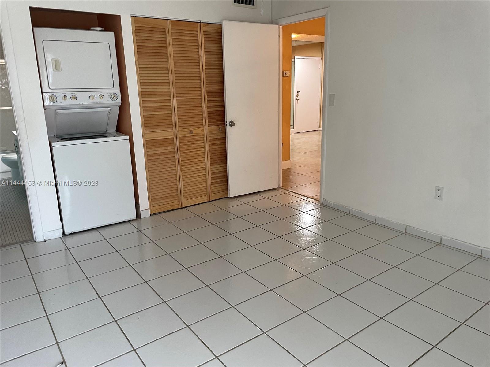 Inverrary Lauderhill, FL 33319 - Photo 14 of 23