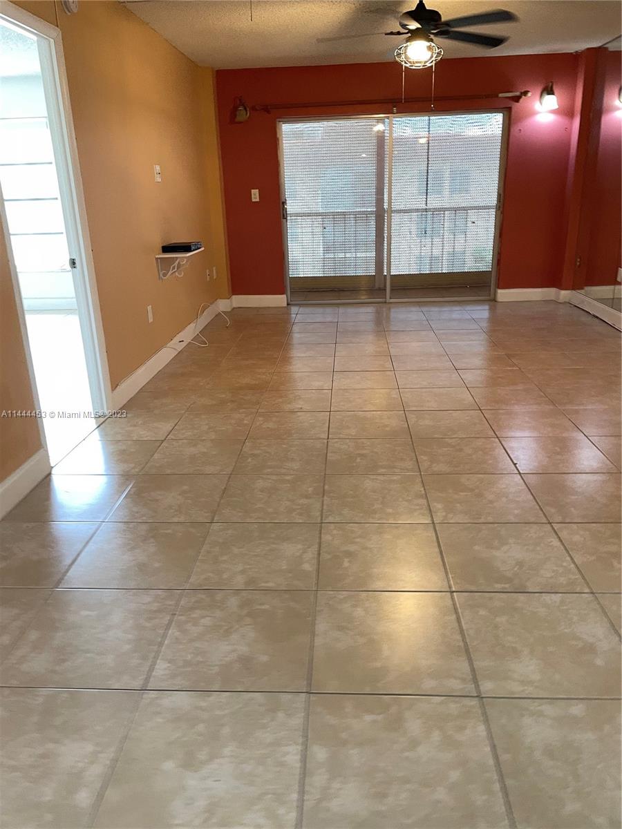 Inverrary Lauderhill, FL 33319 - Photo 5 of 23 a view of a livingroom with a fireplace