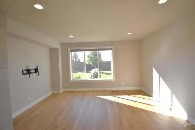 $2,695 | 3241 West Ladle Rapids Street, Meridian, ID 83646