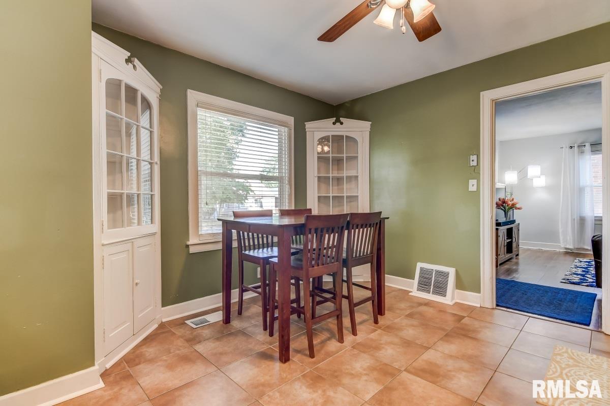 1924 North 7th Street Springfield, IL 62702 - Photo 8 of 36