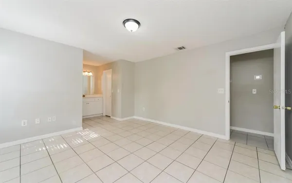 $1,750 | 1306 Piney Branch Circle, Valrico, FL 33594