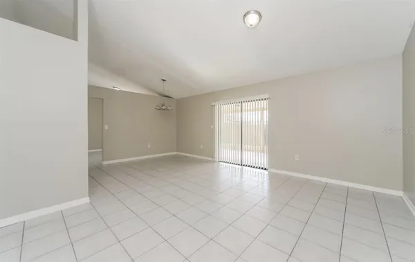 $1,750 | 1306 Piney Branch Circle, Valrico, FL 33594