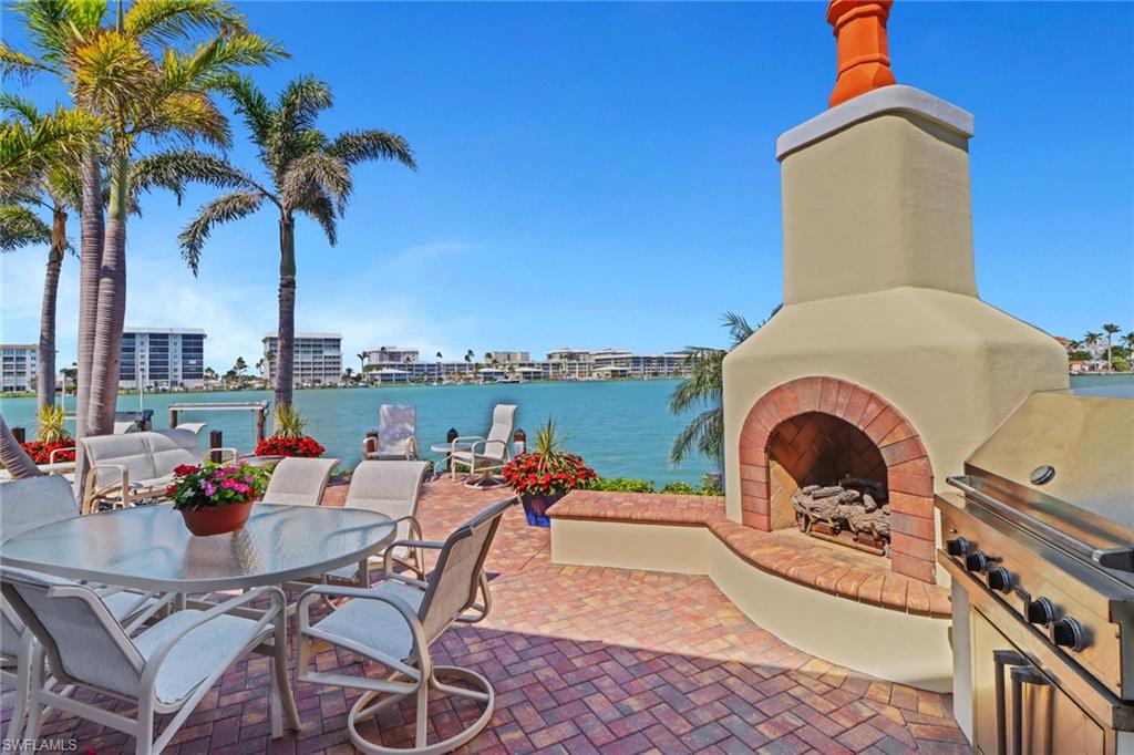 2621 Windward Way Naples, FL 34103 - Photo 8 of 37