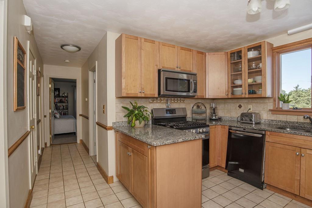 119 Dr Braley Road Freetown, MA 02717 - Photo 16 of 41 Gallery Image 16