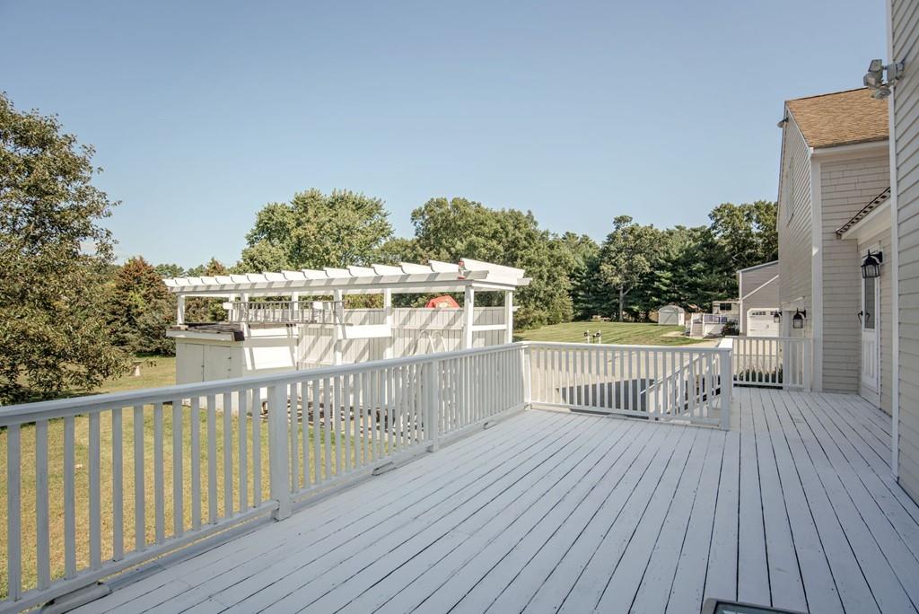 119 Dr Braley Road Freetown, MA 02717 - Photo 9 of 41 Gallery Image 9