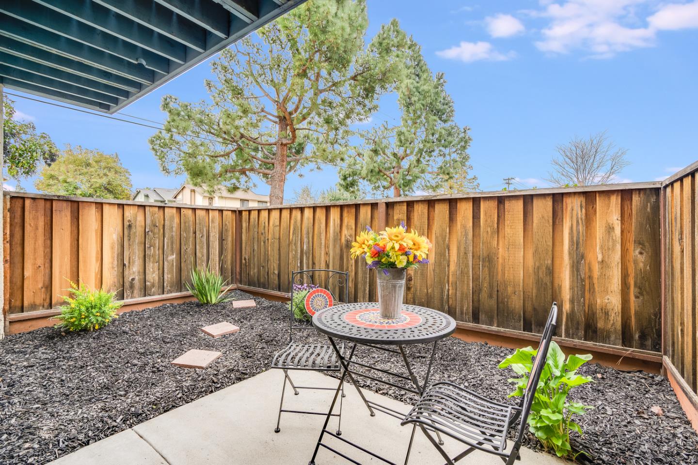 55 Redding Road Campbell, CA 95008 - Photo 10 of 31 Gallery Image 10