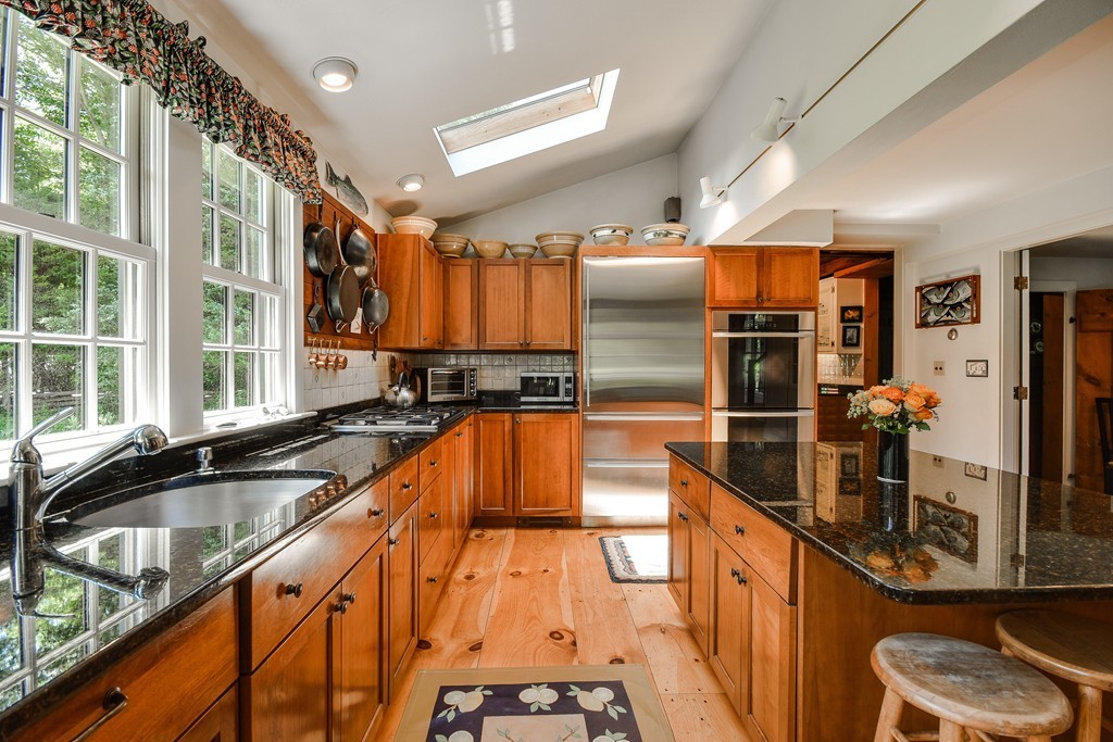 46 Forest Street Sherborn, MA 01770 - Photo 13 of 30