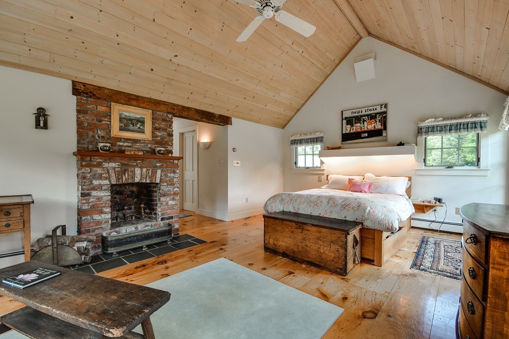 46 Forest Street Sherborn, MA 01770 - Photo 17 of 30