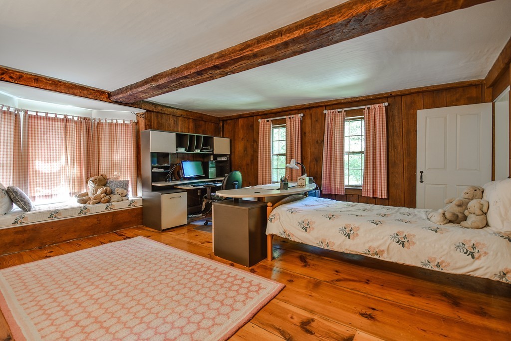 46 Forest Street Sherborn, MA 01770 - Photo 19 of 30