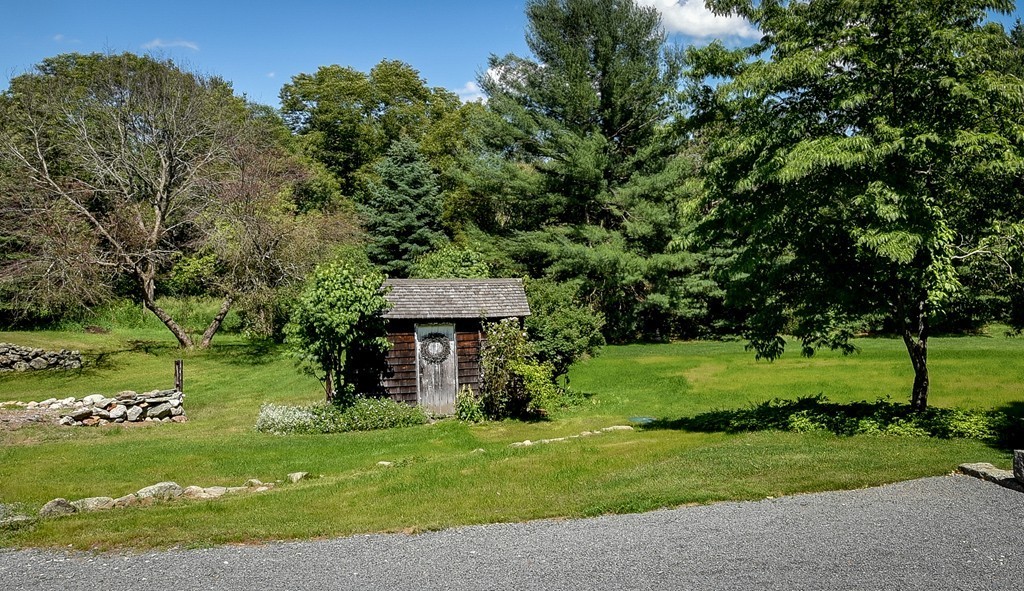 46 Forest Street Sherborn, MA 01770 - Photo 22 of 30
