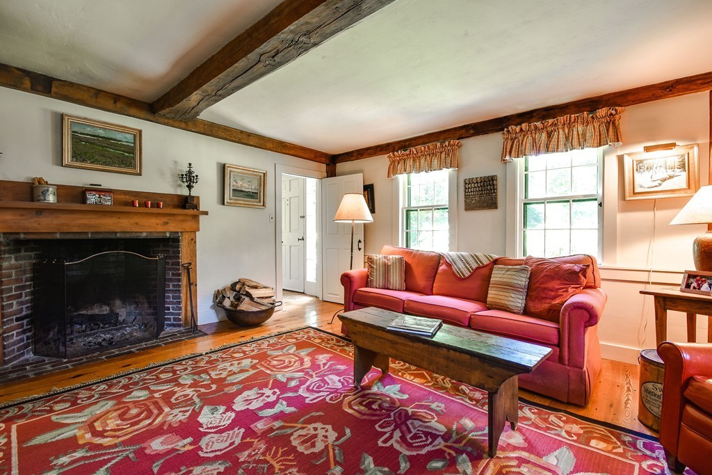 46 Forest Street Sherborn, MA 01770 - Photo 3 of 30