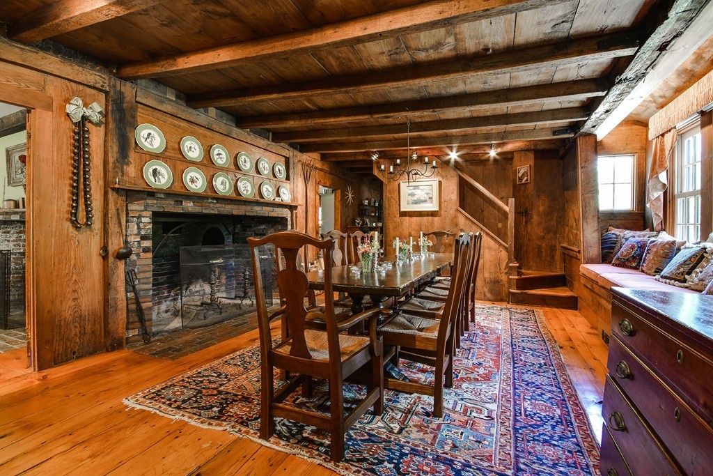 46 Forest Street Sherborn, MA 01770 - Photo 4 of 30