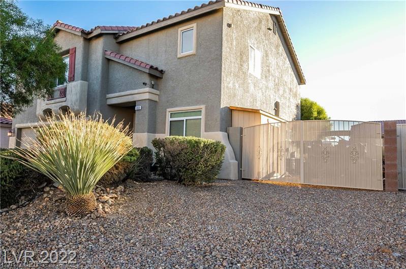 1060 Silver Star Street Henderson, NV 89002 - Photo 4 of 51