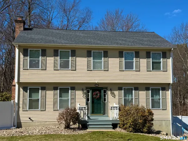 $575,000 | 33 Steep Hill Road, Seymour, CT 06483