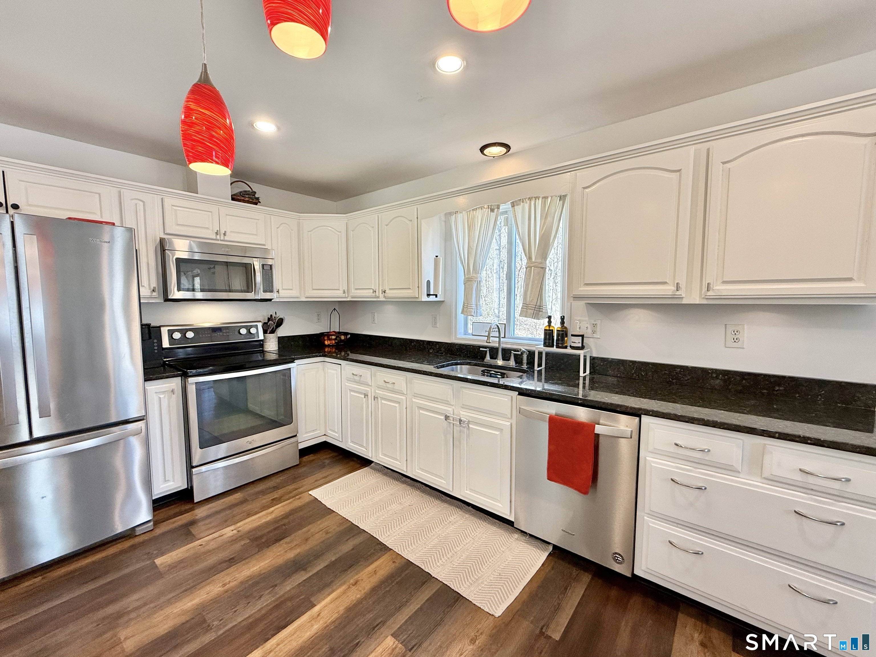 33 Steep Hill Road Seymour, CT 06483 - Photo 11 of 39