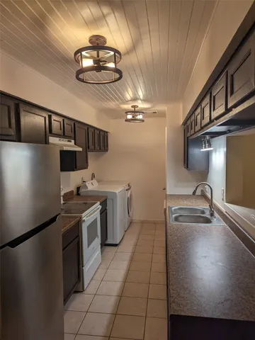 $1,500 | 15516 Weldon Drive, Houston, TX 77032