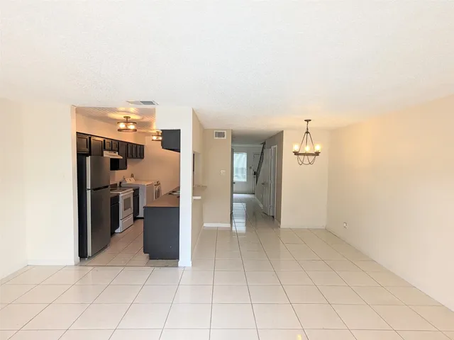 $1,500 | 15516 Weldon Drive, Houston, TX 77032