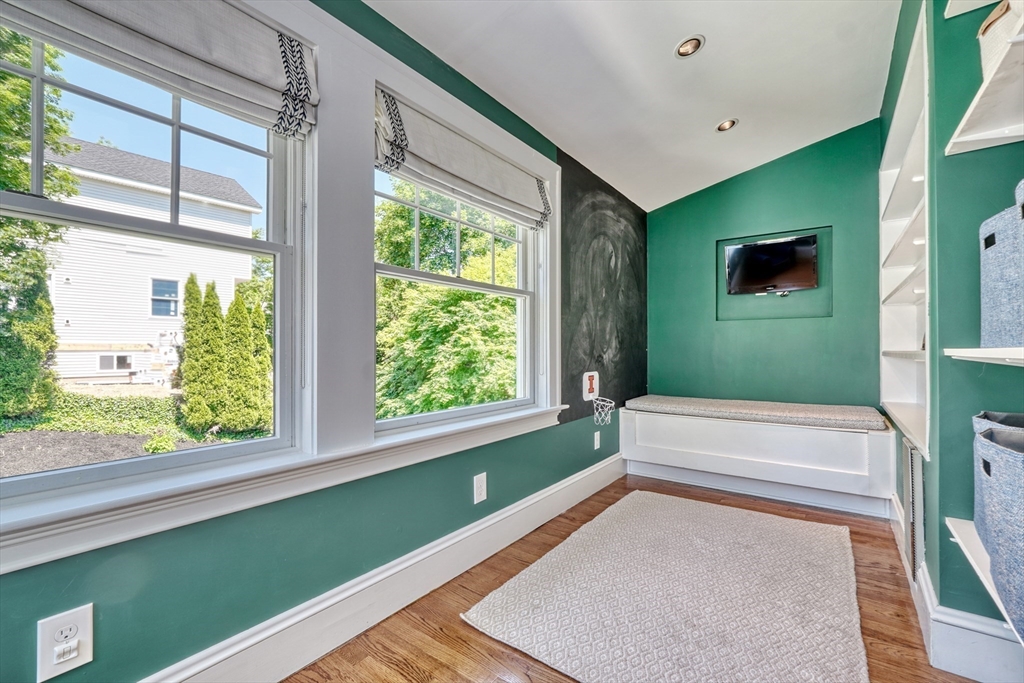 73 Cedar Road Medford, MA 02155 - Photo 20 of 40 Gallery Image 20