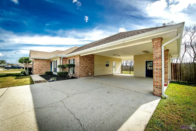 $259,500 | 434 Ciera Drive, Houma, LA 70364
