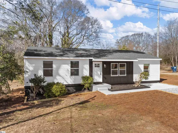 $225,000 | 107 Cottage Street, Lyman, SC 29365