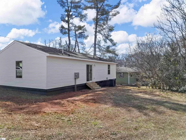 $225,000 | 107 Cottage Street, Lyman, SC 29365