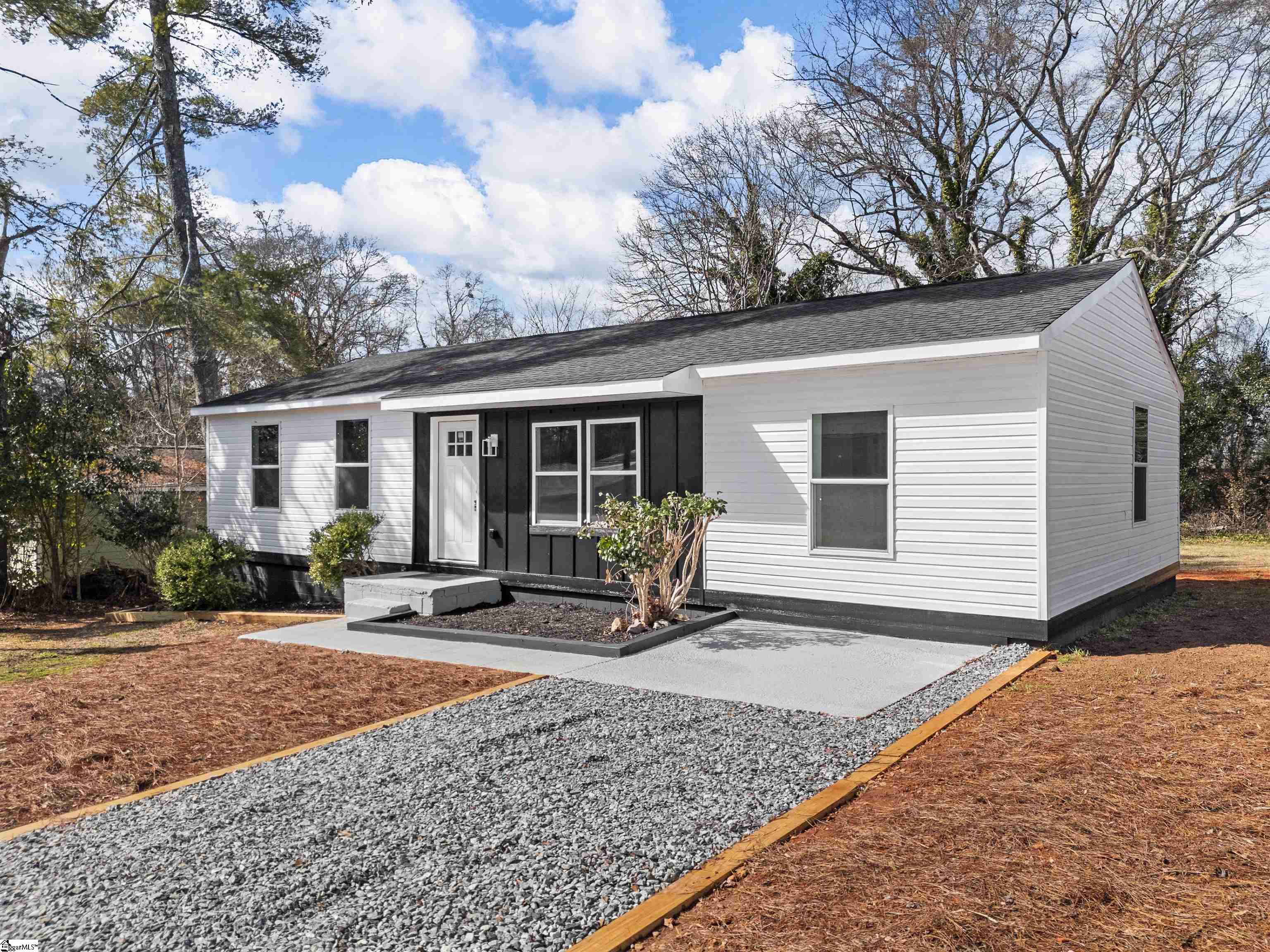 107 Cottage Street Lyman, SC 29365 - Photo 5 of 39