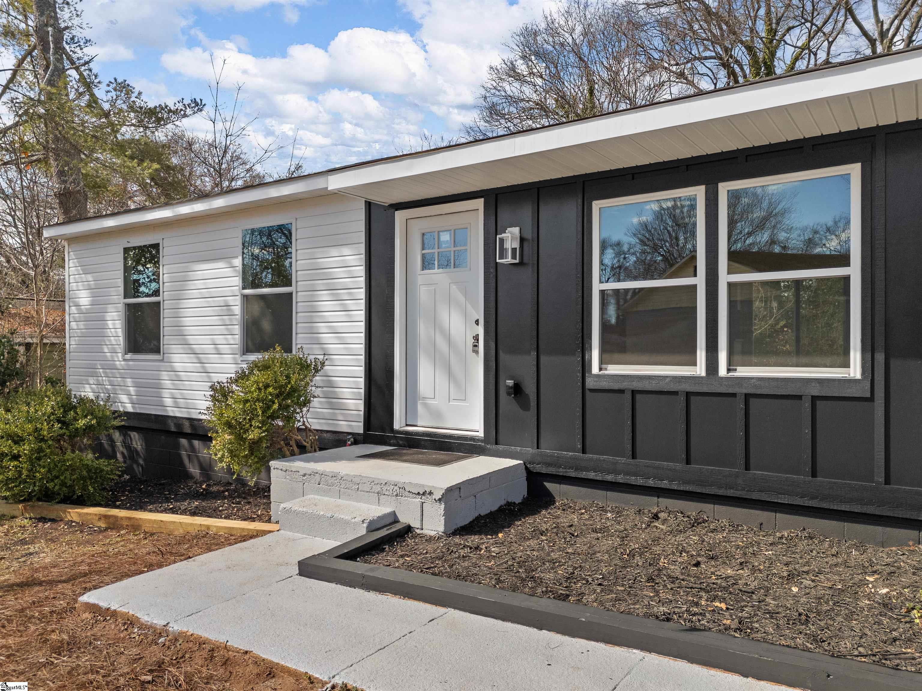 107 Cottage Street Lyman, SC 29365 - Photo 6 of 39