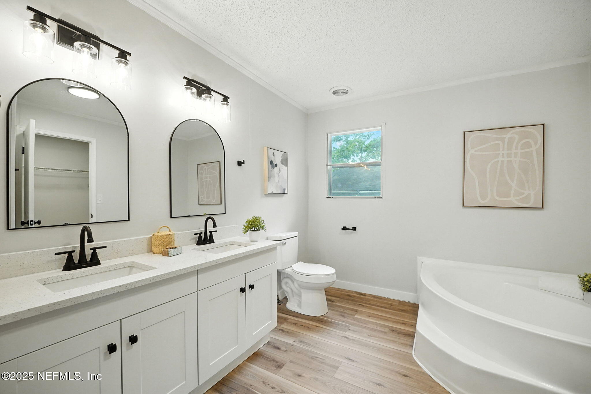 13648 Lyle Road Jacksonville, FL 32218 - Photo 15 of 30 15-web-or-mls-13648 lyle rd-17