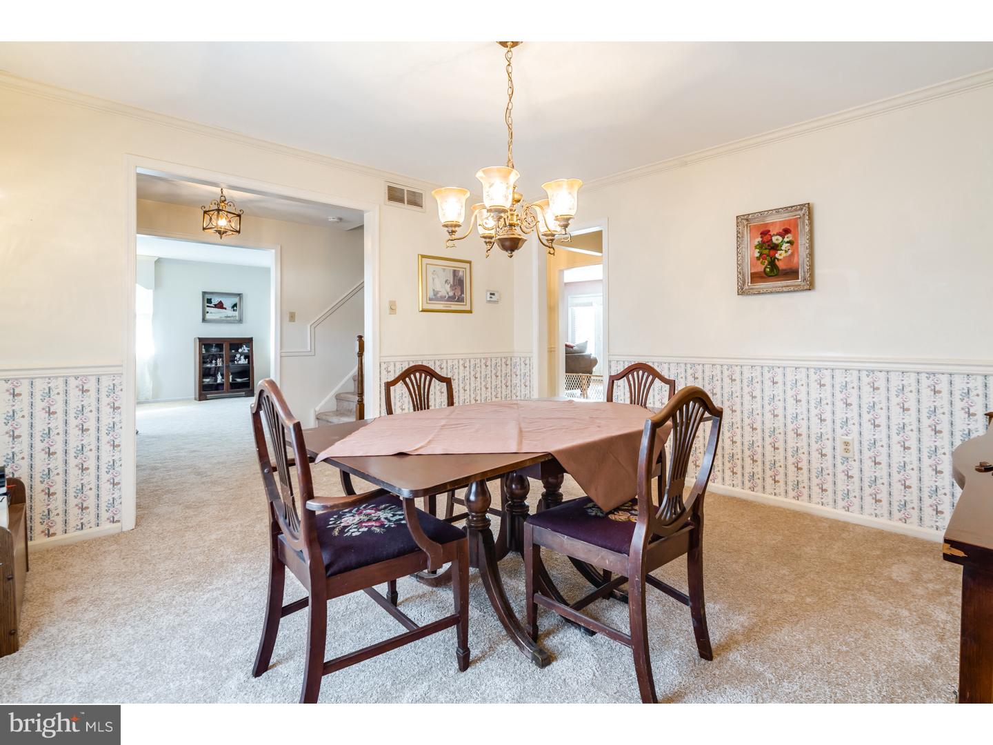 131 Abbey Road Voorhees, NJ 08043 - Photo 5 of 25 Gallery Image 5
